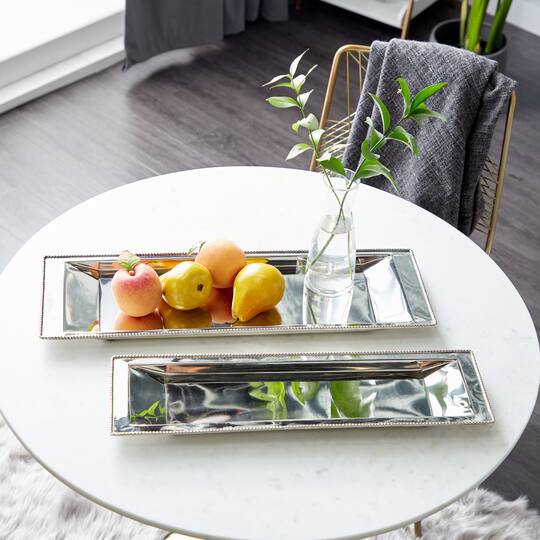 Set of 2" White Stainless Steel Traditional Tray, 22", 25"